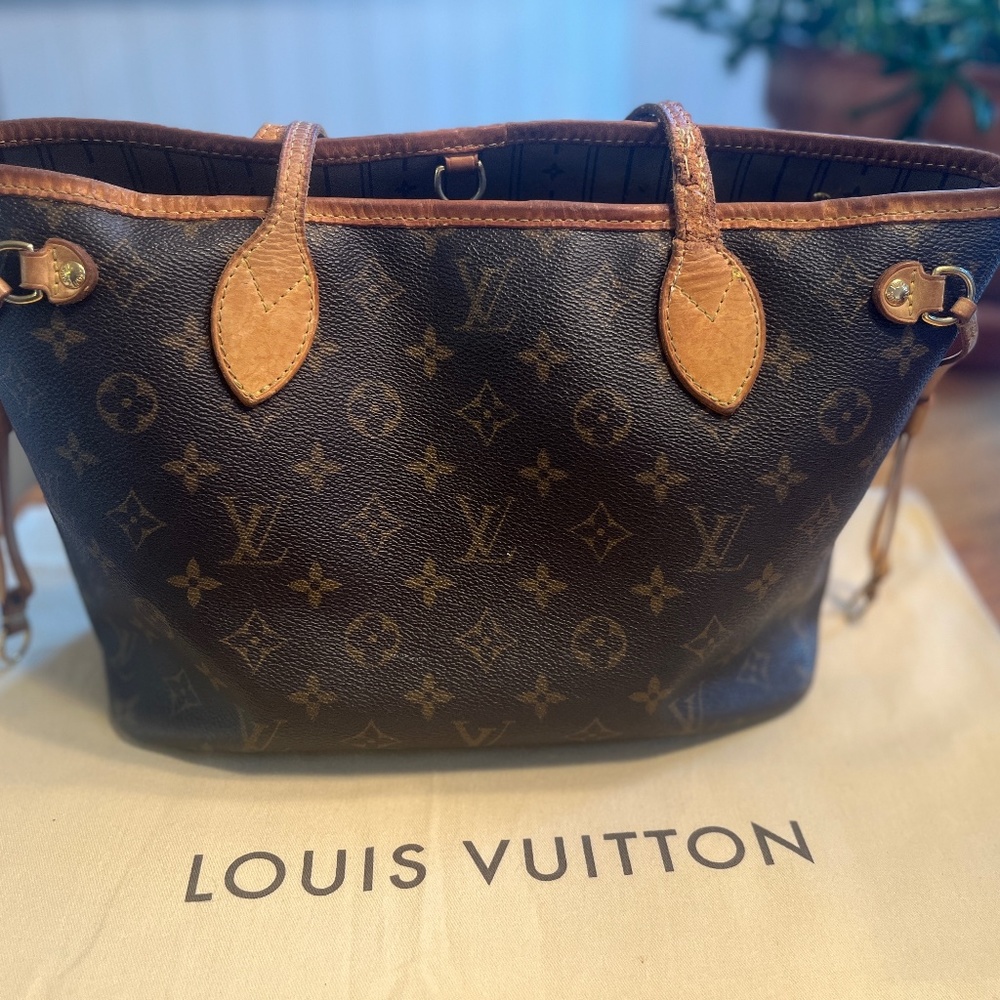 Louis Vuitton Neverfull Monogram PM Tote Bag